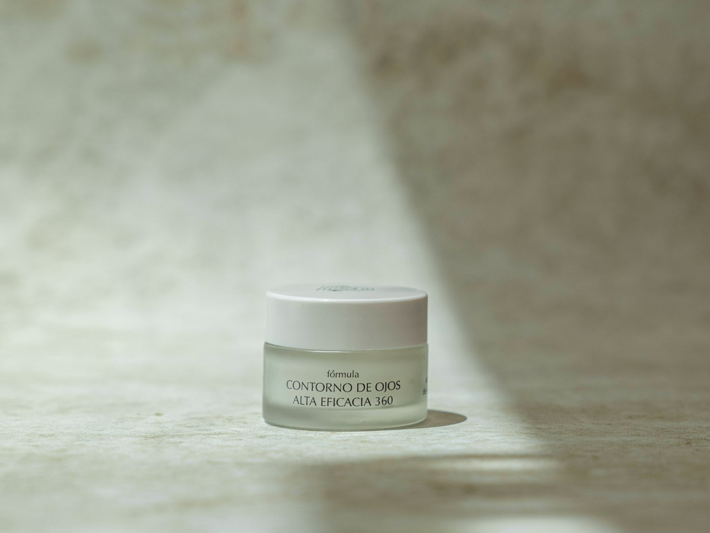 Arturo Alba Contorno de ojos alta eficacia 360