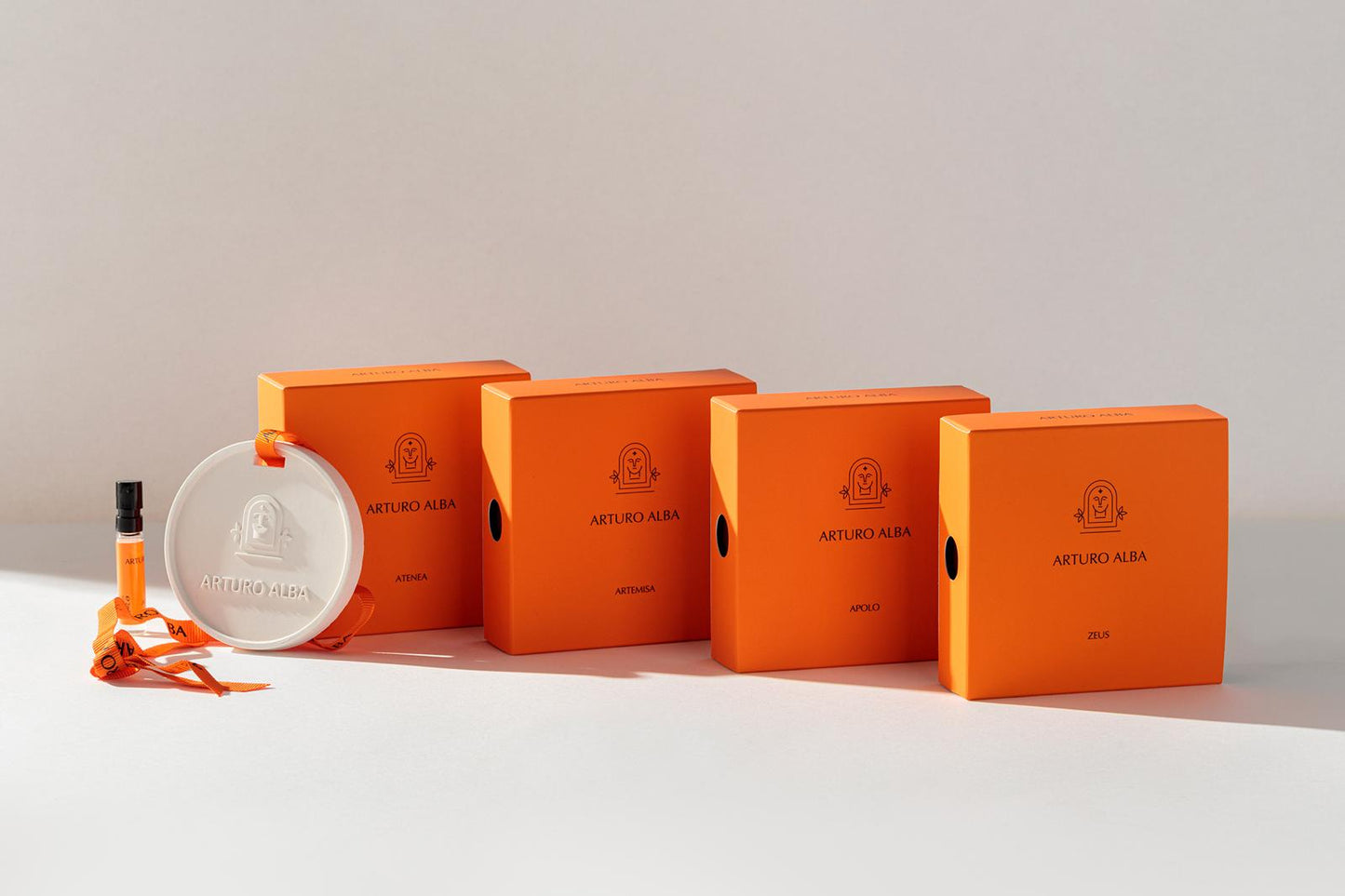 Arturo Alba cerámica ambientadora Artemisa *BENÉFICO*