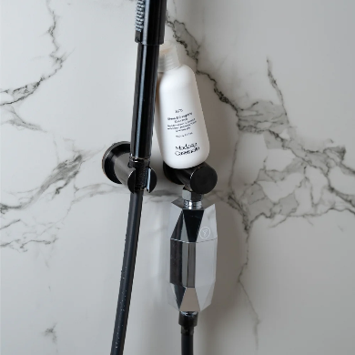 H03 Champú Brillo y Vitalidad & Filtro de Ducha ShowerPro Diamond